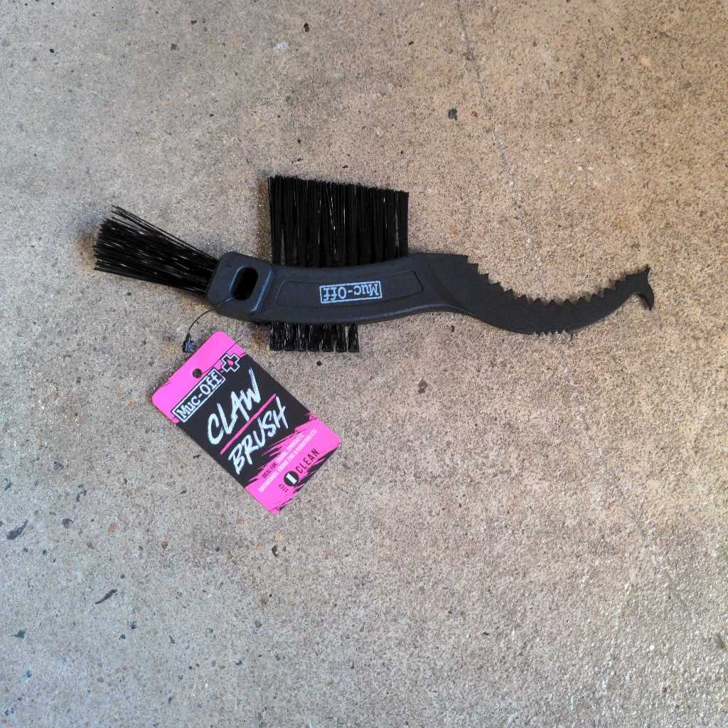 Claw Brush