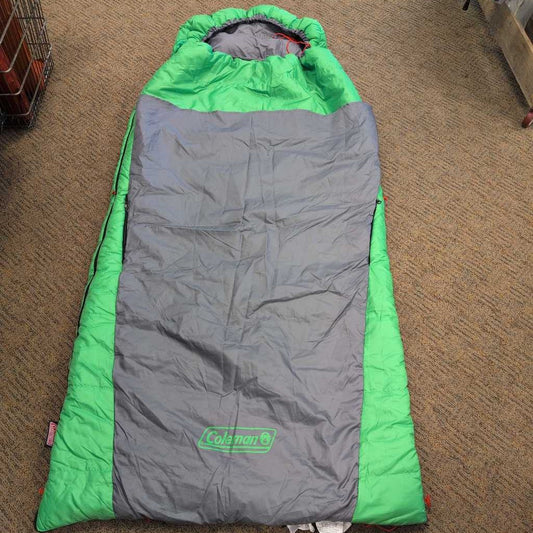 Hybrid mummy/rectangular bag