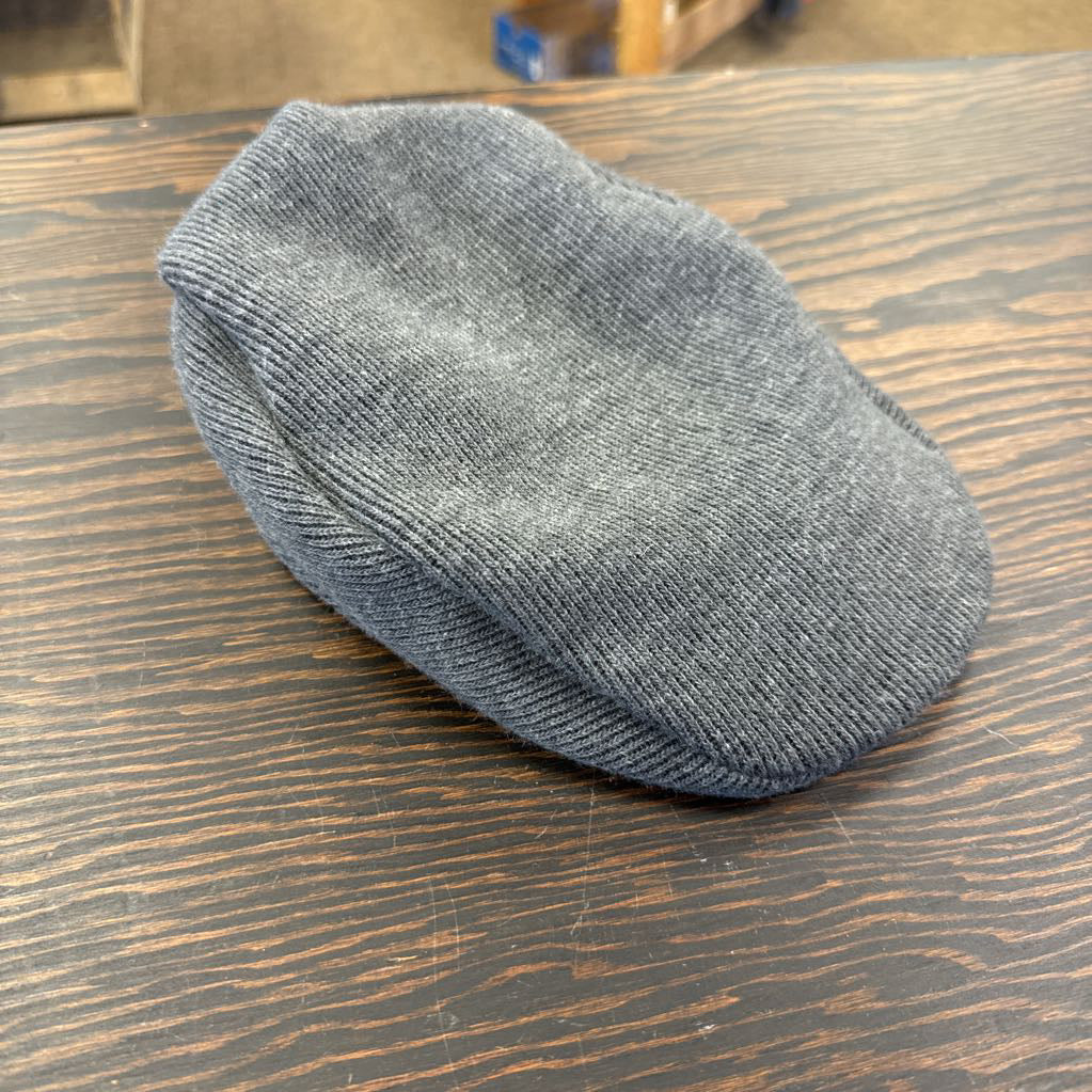 Wool blend hat w/ wind flap