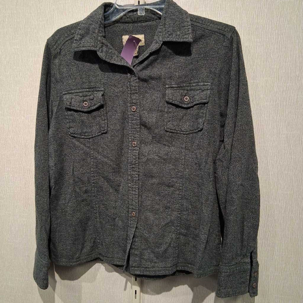 Long sleeve button down Women