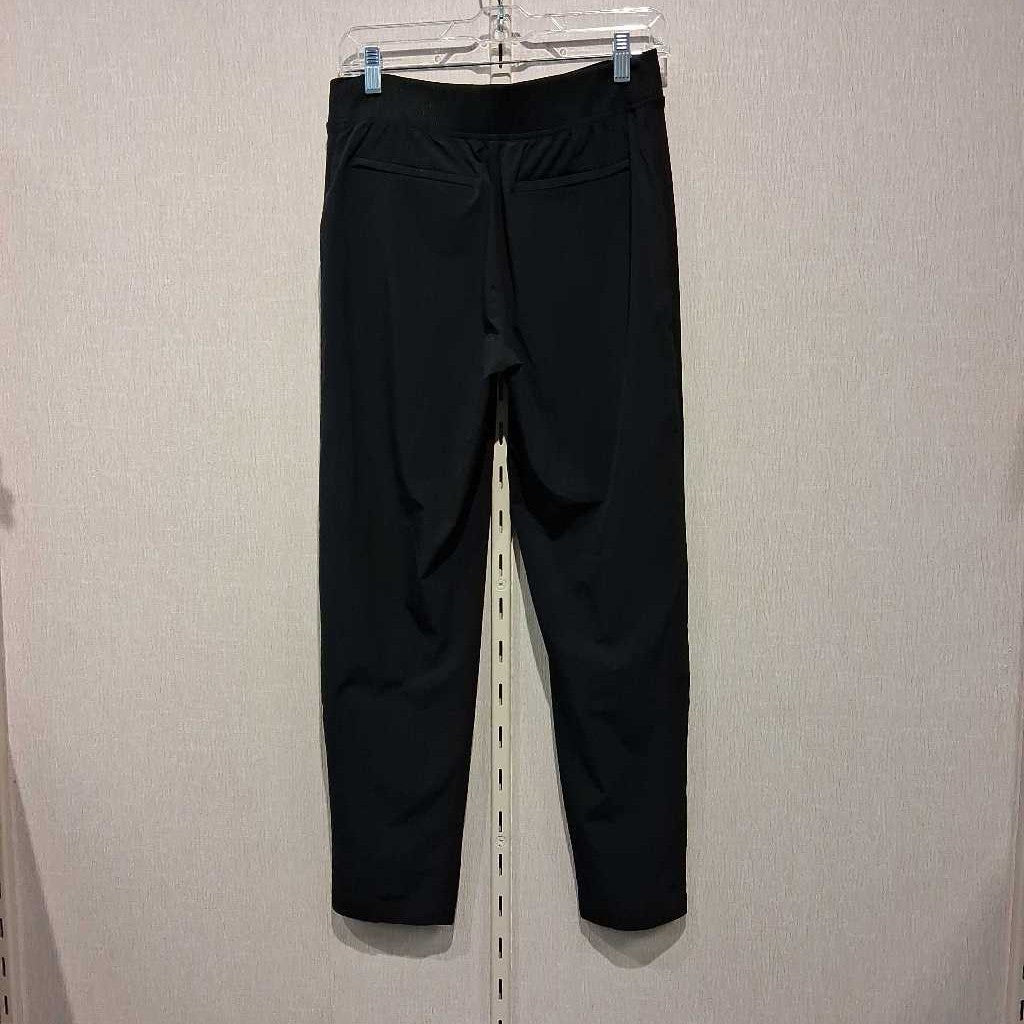 Tech Joggers (small pull)