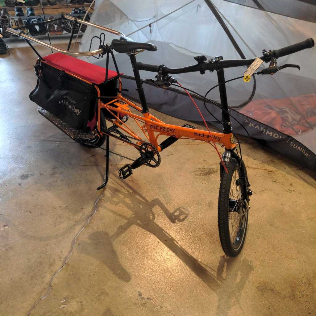 Haul-A-Day midtail cargo bike