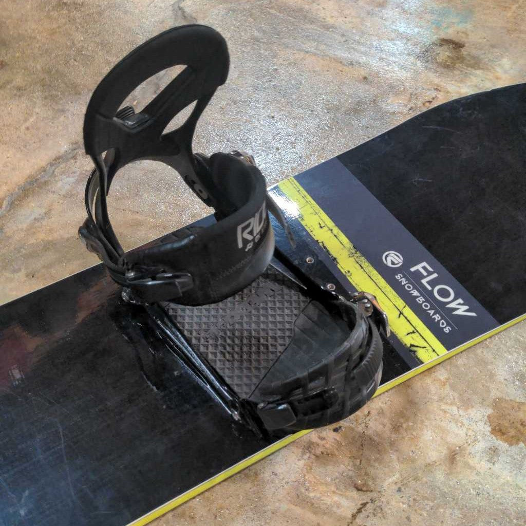 Viper 159W Snowboard w/ Ride EX bindings