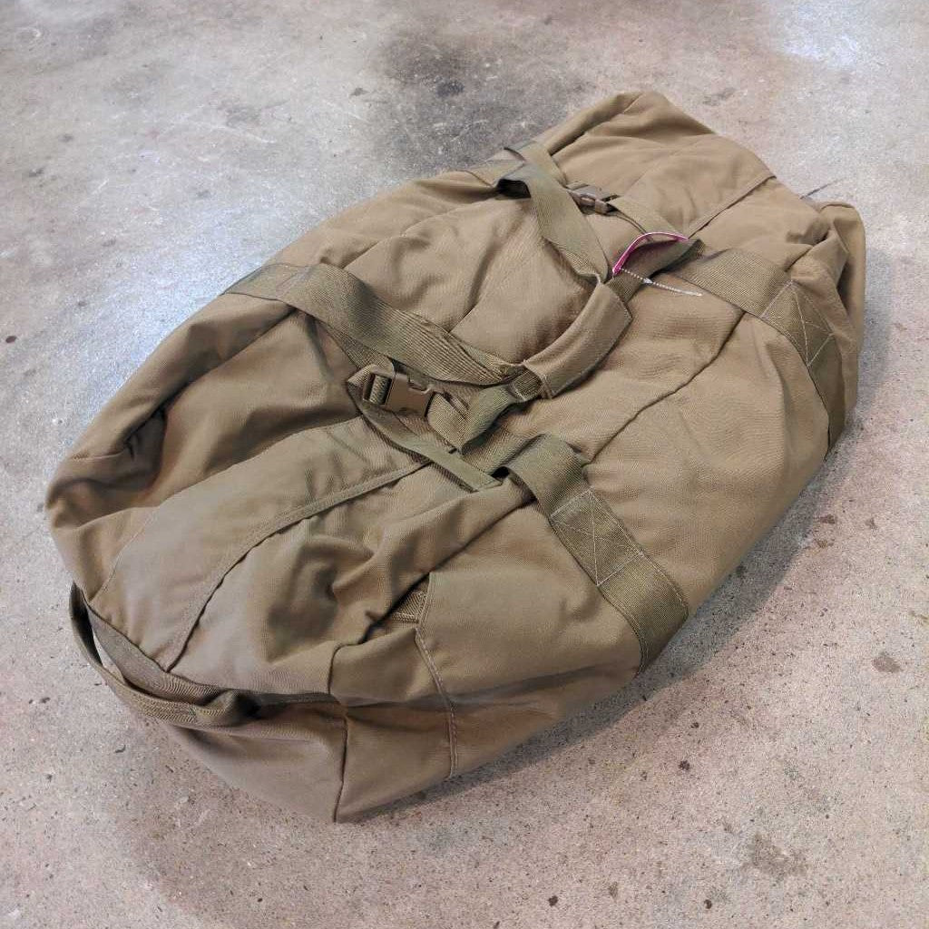 Duffle w/ backpack straps