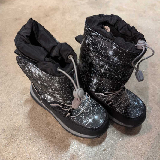 Snow Boots