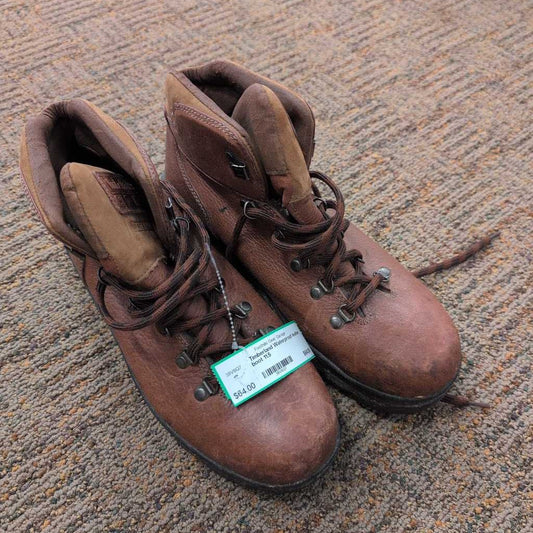 Waterproof leather boot