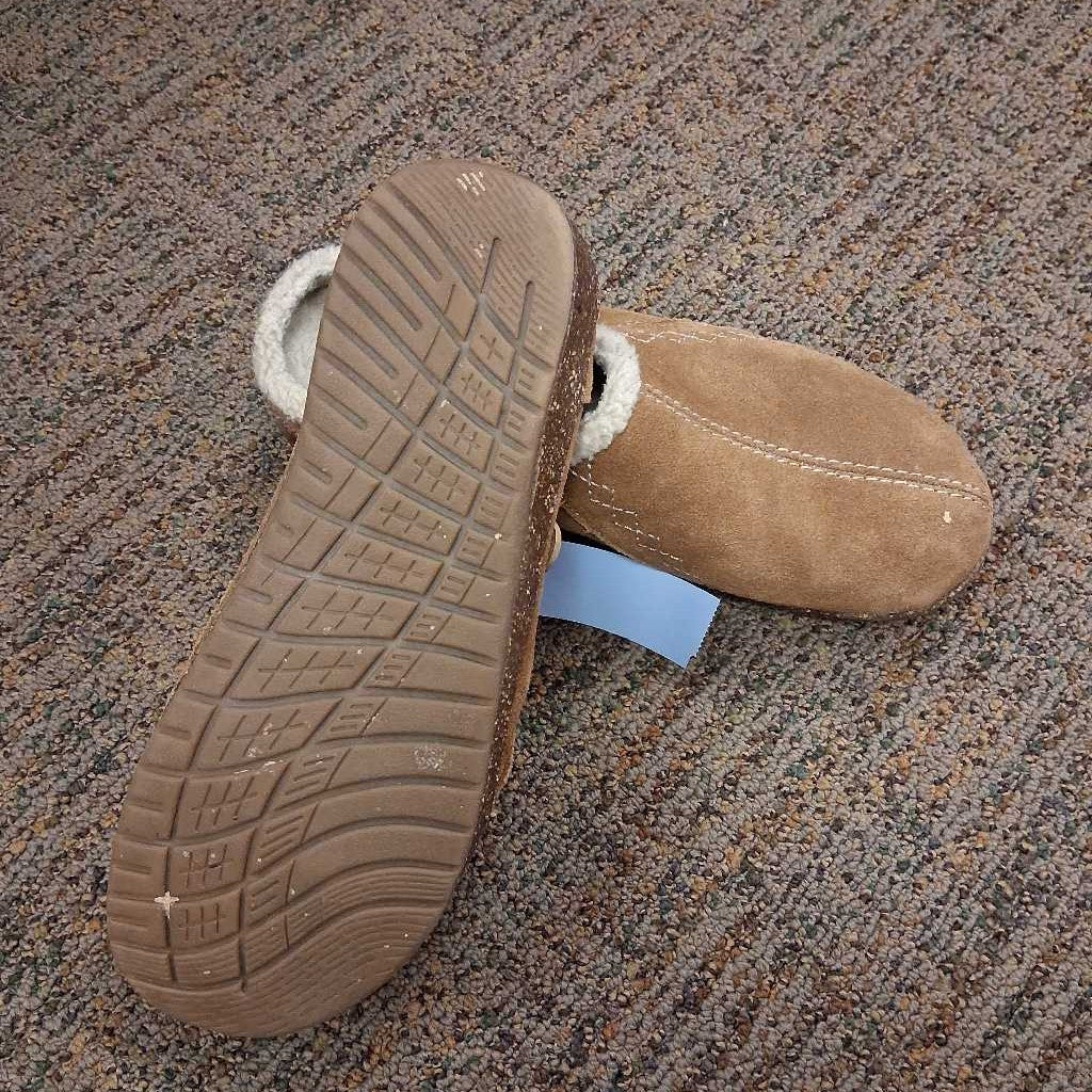 Clogs