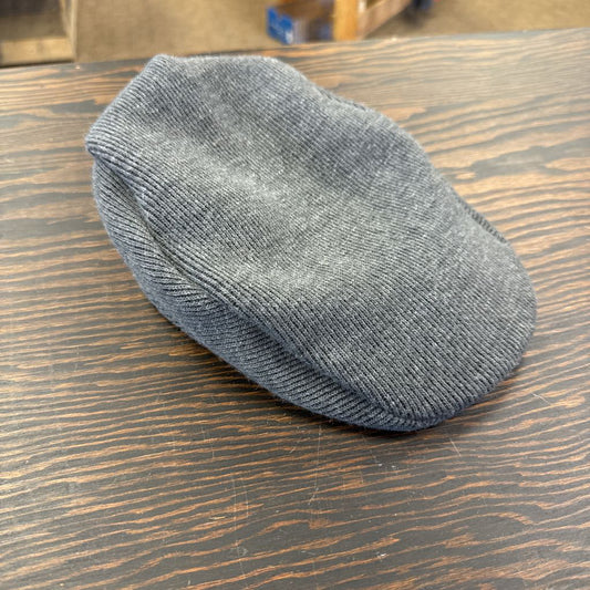 Wool blend hat w/ wind flap