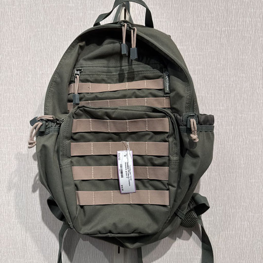 Venture daypack