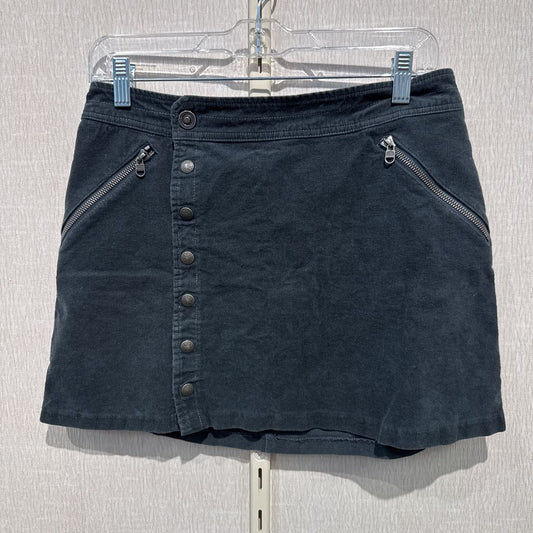 Streamline corduroy skirt