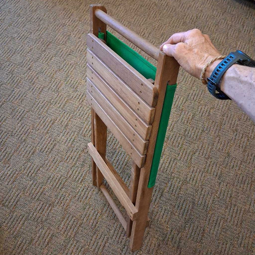 portable wood and canvas camp chair