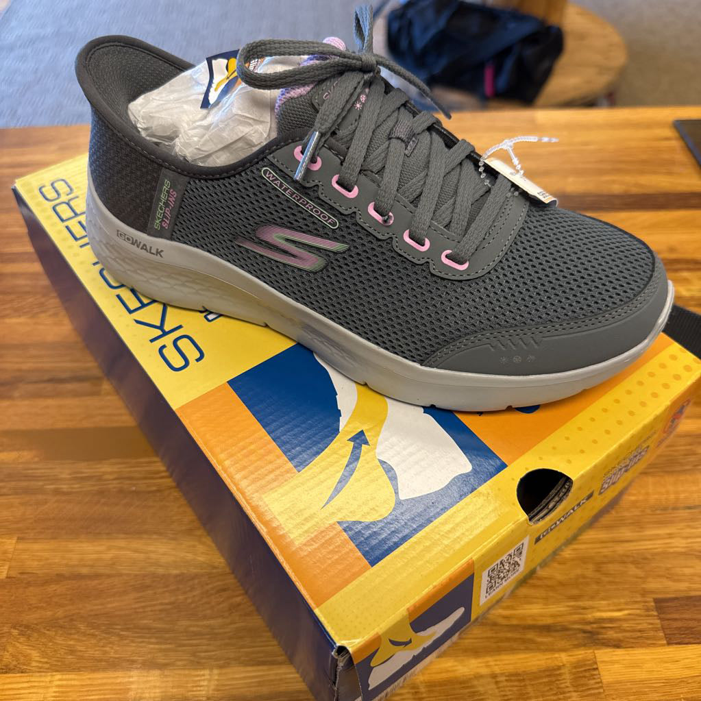 GoWalk Slip-Ins, waterproof NIB