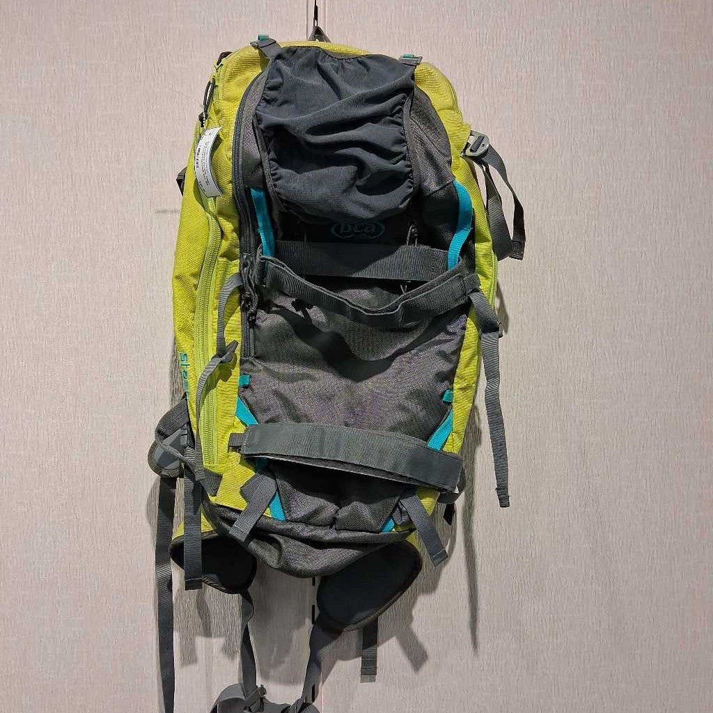 Stash ski/board backpack