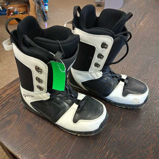 APX snowboard boot, mens